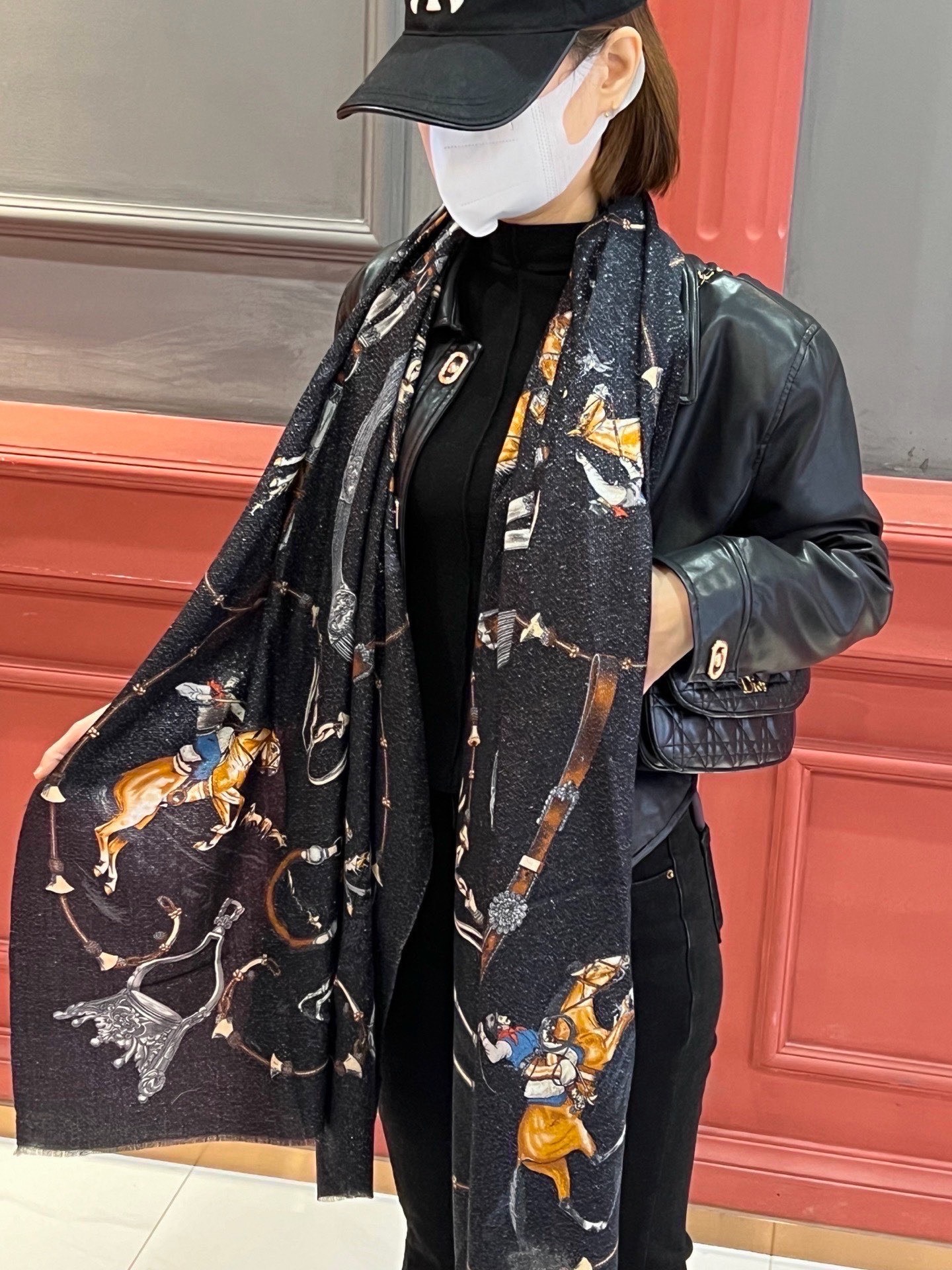 会发光发亮的围巾 新款🆕🏇🏇买了都说好看‼️推荐💕顶级工艺超值‼️爱马仕专柜爆款🎁💟立体呈现图案纹路实物