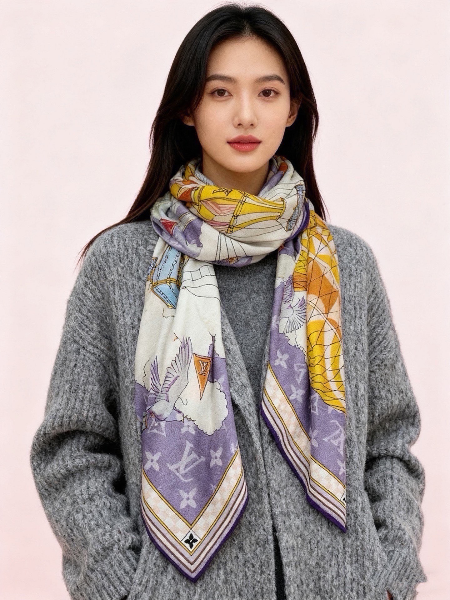 LV x TM 140披肩【140顶级丝绒双面同色披肩】本款L Multicolor披肩出自路易威登与知
