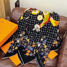 LV x TM SUPERFLAT FLOWERS 140 披肩【140顶级丝绒双面同色印花】LV x LV x TM SUPERFLAT FLOWERS 140 披肩【140顶级丝绒双面同色印花】LV x