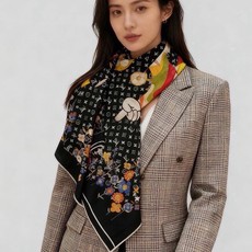 LV x TM SUPERFLAT FLOWERS 140 披肩【140顶级丝绒双面同色印花】LV x LV x TM SUPERFLAT FLOWERS 140 披肩【140顶级丝绒双面同色印花】LV x
