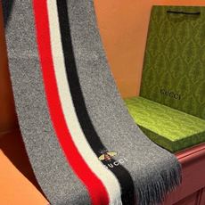男女同款,百分百纯羊绒 Gucci 高端羊绒针织围巾!】可正式,可随意,非常Classical的设计。这 男女同款,百分百纯羊绒 Gucci 高端羊绒针织围巾!】可正式,可随意,非常Classical的设计。这