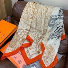 【140顶级丝羊绒双面同色披肩『骏马之城』!!超级气质!!】不仅美有其表,更有好品质与好细节的出彩内质! 【140顶级丝羊绒双面同色披肩『骏马之城』!!超级气质!!】不仅美有其表,更有好品质与好细节的出彩内质!