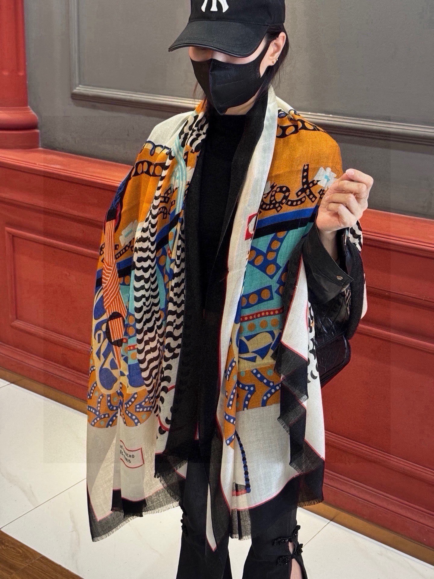 专柜同步 Hermes家买了都说好看【马鞍羊绒长巾】‼️推荐💕顶级工艺超值‼️爱马仕专柜爆款🎁🎁羊绒长巾