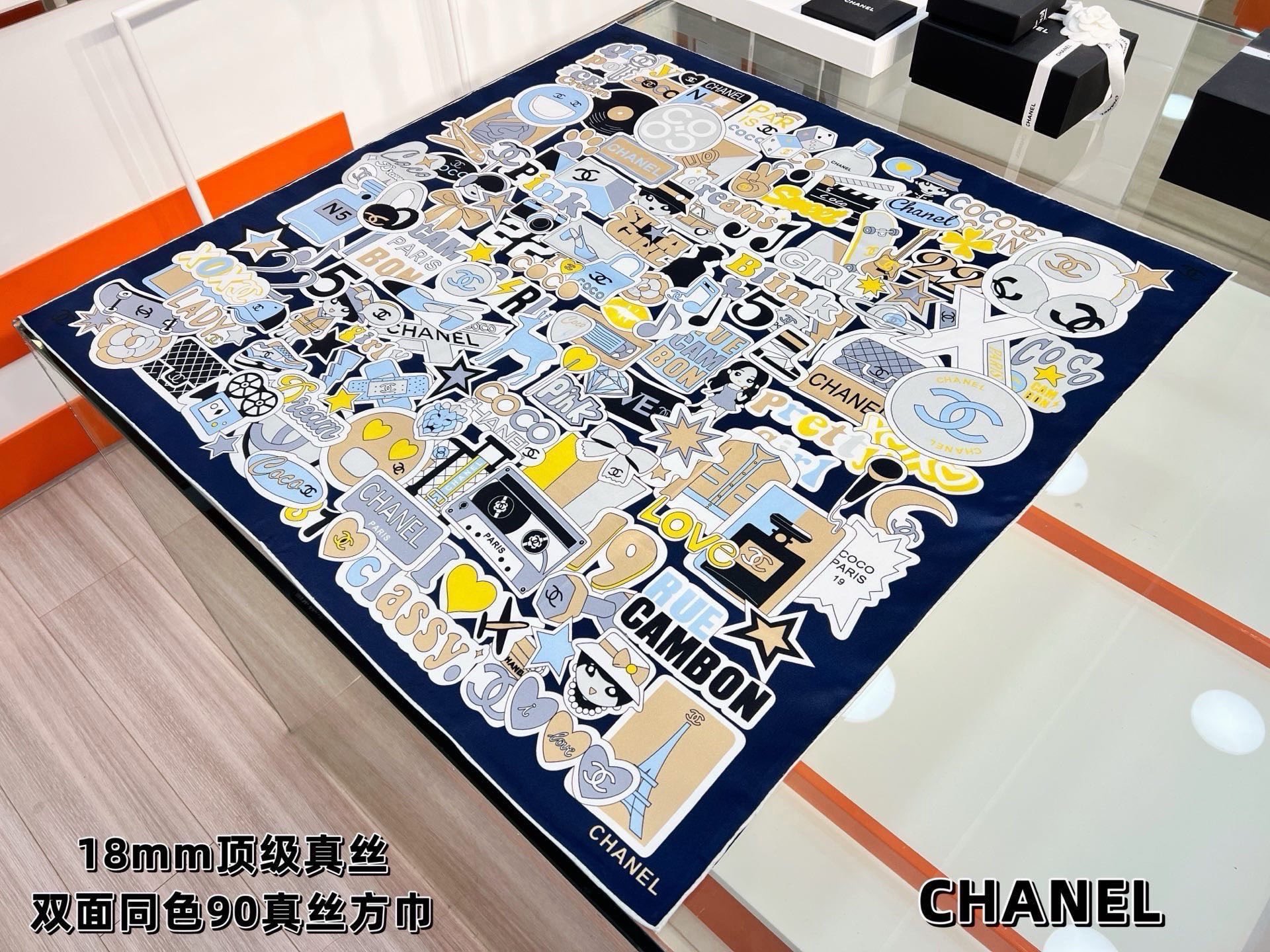 Chanel ~26c【18mm顶级真丝双面同色】Coco小姐、卡通图案与蝴蝶结🎀的结合设计充满活力与朝