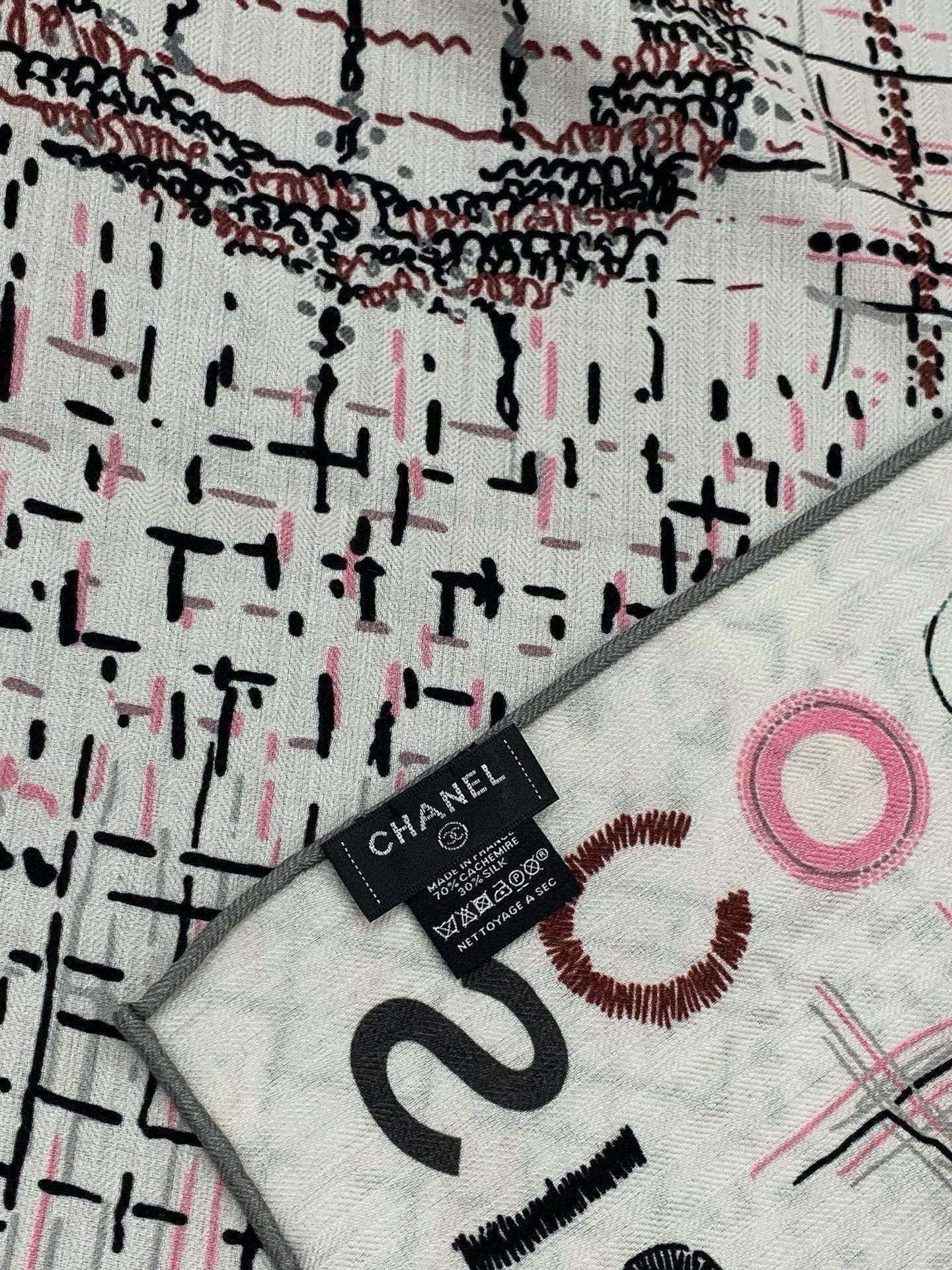 😘新款 💖🌟【康鹏街31号】羊绒方巾‼️抢‼️VIP推荐 ‼️👍下手一定要快【高端 大爱❤️女人尤物 货极少 四季都可以