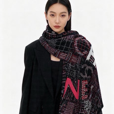 😘新款 💖🌟【康鹏街31号】羊绒方巾‼️抢‼️VIP推荐 ‼️👍下手一定要快【高端 大爱❤️女人尤物 货极少 四季都可以 😘新款 💖🌟【康鹏街31号】羊绒方巾‼️抢‼️VIP推荐 ‼️👍下手一定要快【高端 大爱❤️女人尤物 货极少 四季都可以