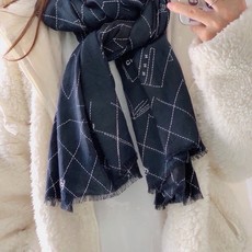 💟上新🌺羊绒披肩🌟长巾!强烈推荐价格超美!实物更美羊绒面料!纹理清晰、细腻可见 每一个套色、每一个笔触,都是用心去勾画。 💟上新🌺羊绒披肩🌟长巾!强烈推荐价格超美!实物更美羊绒面料!纹理清晰、细腻可见 每一个套色、每一个笔触,都是用心去勾画。