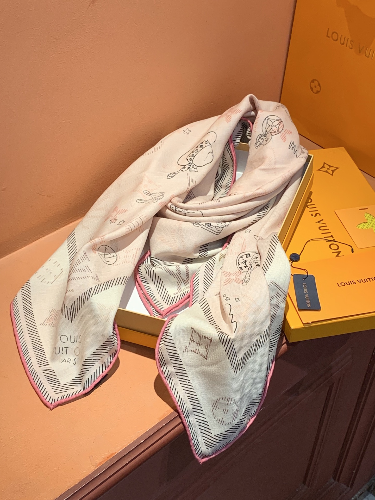 JARDIN DES PLANTES 140双面丝绒～ 【LV秋冬新品】 Jardin Des Plantes 丝绒披肩