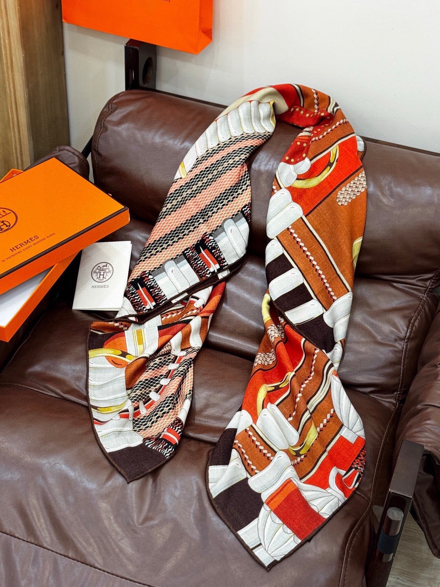 💟上新💞 【双面同色】HERMES 牛逼爆款单款单色 绝对顶级品质】💣超值回馈🎀绝对会尖叫的专柜品质😈💎此款是H限量款，