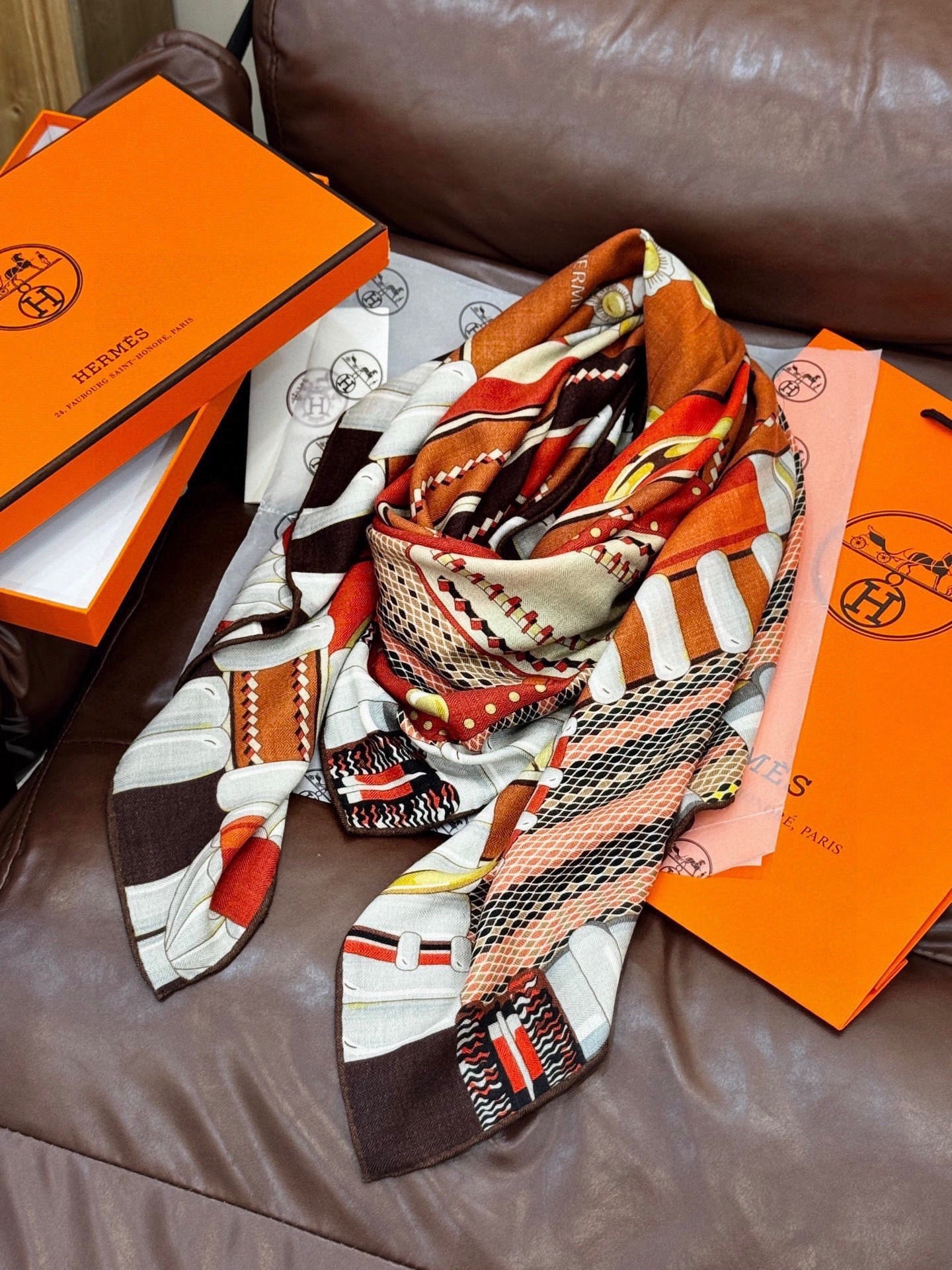 💟上新💞 【双面同色】HERMES 牛逼爆款单款单色 绝对顶级品质】💣超值回馈🎀绝对会尖叫的专柜品质😈💎此款是H限量款，