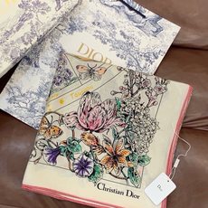 Dior 双面同色丝绒印花方巾 140丝绒面料多色 Dior Astral Flowers 这款方巾饰以 Dior As Dior 双面同色丝绒印花方巾 140丝绒面料多色 Dior Astral Flowers 这款方巾饰以 Dior As