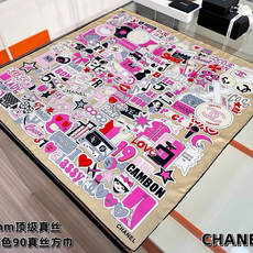 Chanel ~26c 【18mm顶级真丝双面同色】 Coco小姐、卡通图案与蝴蝶结🎀的结合设计 充满活力与朝气时尚感满 Chanel ~26c 【18mm顶级真丝双面同色】 Coco小姐、卡通图案与蝴蝶结🎀的结合设计 充满活力与朝气时尚感满