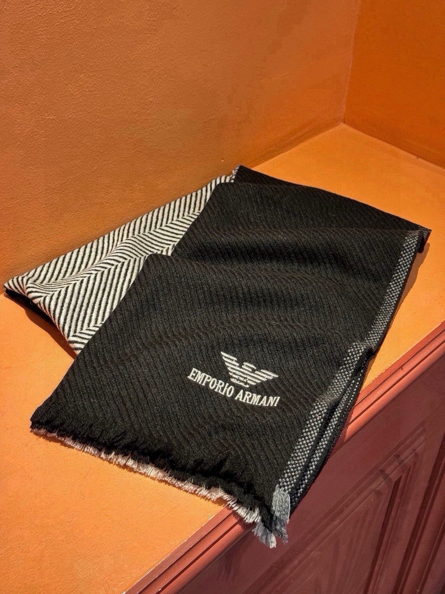 EMPORIO ARMANI。EA阿玛尼。秋冬新品，男士羊绒围巾。，无敌贴身质感，弹力极好，超级搭配王，EA每年必出的经