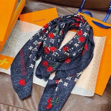 LV X TM MONOGRAM CERISE 140丝绒方巾 【140双面丝绒同色】 LV × TM Monogram LV X TM MONOGRAM CERISE 140丝绒方巾 【140双面丝绒同色】 LV × TM Monogram