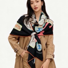 高级成衣系列~Chanel 【140双面同色丝绒披肩】 此系列谱写一曲自由轻灵的赞歌 本系列作品创新演绎品牌的风格符号 高级成衣系列~Chanel 【140双面同色丝绒披肩】 此系列谱写一曲自由轻灵的赞歌 本系列作品创新演绎品牌的风格符号