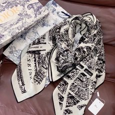 Dior ❤【️巴黎地图】140*140 双面同色丝绒方巾🉐️LAN DE 价🉐️ARIS 巴黎地图 这款方巾饰以本季经 Dior ❤【️巴黎地图】140*140 双面同色丝绒方巾🉐️LAN DE 价🉐️ARIS 巴黎地图 这款方巾饰以本季经