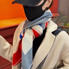 羊绒新款🆕🏇🏇买了都说好看‼️推荐💕【华丽的缰辔双面同色140】羊绒方巾,顶级工艺超值‼️爱马仕专柜爆款🎁💟立体呈现图案 羊绒新款🆕🏇🏇买了都说好看‼️推荐💕【华丽的缰辔双面同色140】羊绒方巾,顶级工艺超值‼️爱马仕专柜爆款🎁💟立体呈现图案