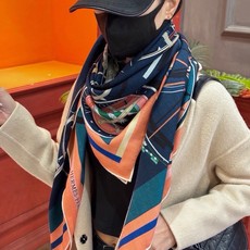 ❄️【双面同色】原单爱马仕140cm丝绒方巾💕 《平衡马车》,没有体验过野村大辅的豪华马车,就不算拥有丰富的人生经历。就 ❄️【双面同色】原单爱马仕140cm丝绒方巾💕 《平衡马车》,没有体验过野村大辅的豪华马车,就不算拥有丰富的人生经历。就
