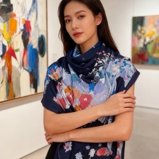 ❤ 双面同色【▪️卓尔不凡,高级有气场!!】非常抬人,带点故事的精彩!永远加分的hermes艺术单品!美中有趣味,各种 ❤ 双面同色【▪️卓尔不凡,高级有气场!!】非常抬人,带点故事的精彩!永远加分的hermes艺术单品!美中有趣味,各种