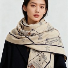 “星辰合唱曲”140丝绒双面同色披肩 手工卷边丝绒方巾(30%桑蚕丝70%羊绒) 这款经典单品展现强大而迷人的女性魅力精 “星辰合唱曲”140丝绒双面同色披肩 手工卷边丝绒方巾(30%桑蚕丝70%羊绒) 这款经典单品展现强大而迷人的女性魅力精