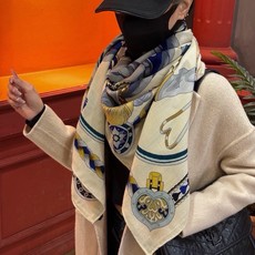 【双面同色】原单爱马仕140cm丝绒方巾💕 甜蜜的鞍具,装饰家芳登和佩西耶设计的一款餐盘增添骑士般的浪漫气息,该餐盘制作 【双面同色】原单爱马仕140cm丝绒方巾💕 甜蜜的鞍具,装饰家芳登和佩西耶设计的一款餐盘增添骑士般的浪漫气息,该餐盘制作