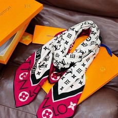 MONOGRAM INFINITY 140丝绒方巾 【140顶级丝绒双面同色】 Monogram Infinity 方巾 MONOGRAM INFINITY 140丝绒方巾 【140顶级丝绒双面同色】 Monogram Infinity 方巾