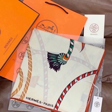 羊绒新款🆕👏👏买了都说好看‼️推荐💕爱马仕双面同色羊绒方巾【双面同色140】,顶级工艺超值‼️爱马仕专柜爆款🎁💟立体呈现 羊绒新款🆕👏👏买了都说好看‼️推荐💕爱马仕双面同色羊绒方巾【双面同色140】,顶级工艺超值‼️爱马仕专柜爆款🎁💟立体呈现