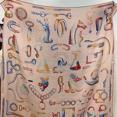 爱马仕(Hermes)【💗】 | “马具故事的诗意回顾”140披肩 【上新❤️】 永远秉承高品质 手工卷边羊绒和真丝混 爱马仕(Hermes)【💗】 | “马具故事的诗意回顾”140披肩 【上新❤️】 永远秉承高品质 手工卷边羊绒和真丝混