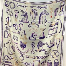 爱马仕(Hermes)【💗】 | “马具故事的诗意回顾”140披肩 【上新❤️】 永远秉承高品质 手工卷边羊绒和真丝混 爱马仕(Hermes)【💗】 | “马具故事的诗意回顾”140披肩 【上新❤️】 永远秉承高品质 手工卷边羊绒和真丝混