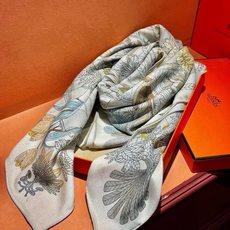羊绒新款🆕👏买了都说好看‼️推荐💕爱马仕双面同色羊绒方巾,【奇珍乐园双面同色140】顶级工艺超值‼️爱马仕专柜爆款🎁💟立 羊绒新款🆕👏买了都说好看‼️推荐💕爱马仕双面同色羊绒方巾,【奇珍乐园双面同色140】顶级工艺超值‼️爱马仕专柜爆款🎁💟立