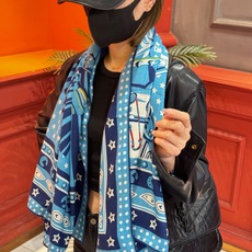 💟羊绒新款🆕👏👏买了都说好看‼️推荐💕爱马仕双面同色羊绒方巾【朋克骏马双面同色140】,顶级工艺超值‼️爱马仕专柜爆款🎁 💟羊绒新款🆕👏👏买了都说好看‼️推荐💕爱马仕双面同色羊绒方巾【朋克骏马双面同色140】,顶级工艺超值‼️爱马仕专柜爆款🎁