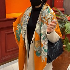 ❤ 双面同色【▪️卓尔不凡,高级有气场!!】非常抬人,带点故事的精彩!永远加分的hermes艺术单品!美中有趣味,各种 ❤ 双面同色【▪️卓尔不凡,高级有气场!!】非常抬人,带点故事的精彩!永远加分的hermes艺术单品!美中有趣味,各种