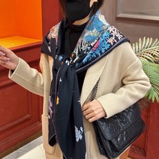 ❤ 双面同色【▪️卓尔不凡,高级有气场!!】非常抬人,带点故事的精彩!永远加分的hermes艺术单品!美中有趣味,各种 ❤ 双面同色【▪️卓尔不凡,高级有气场!!】非常抬人,带点故事的精彩!永远加分的hermes艺术单品!美中有趣味,各种