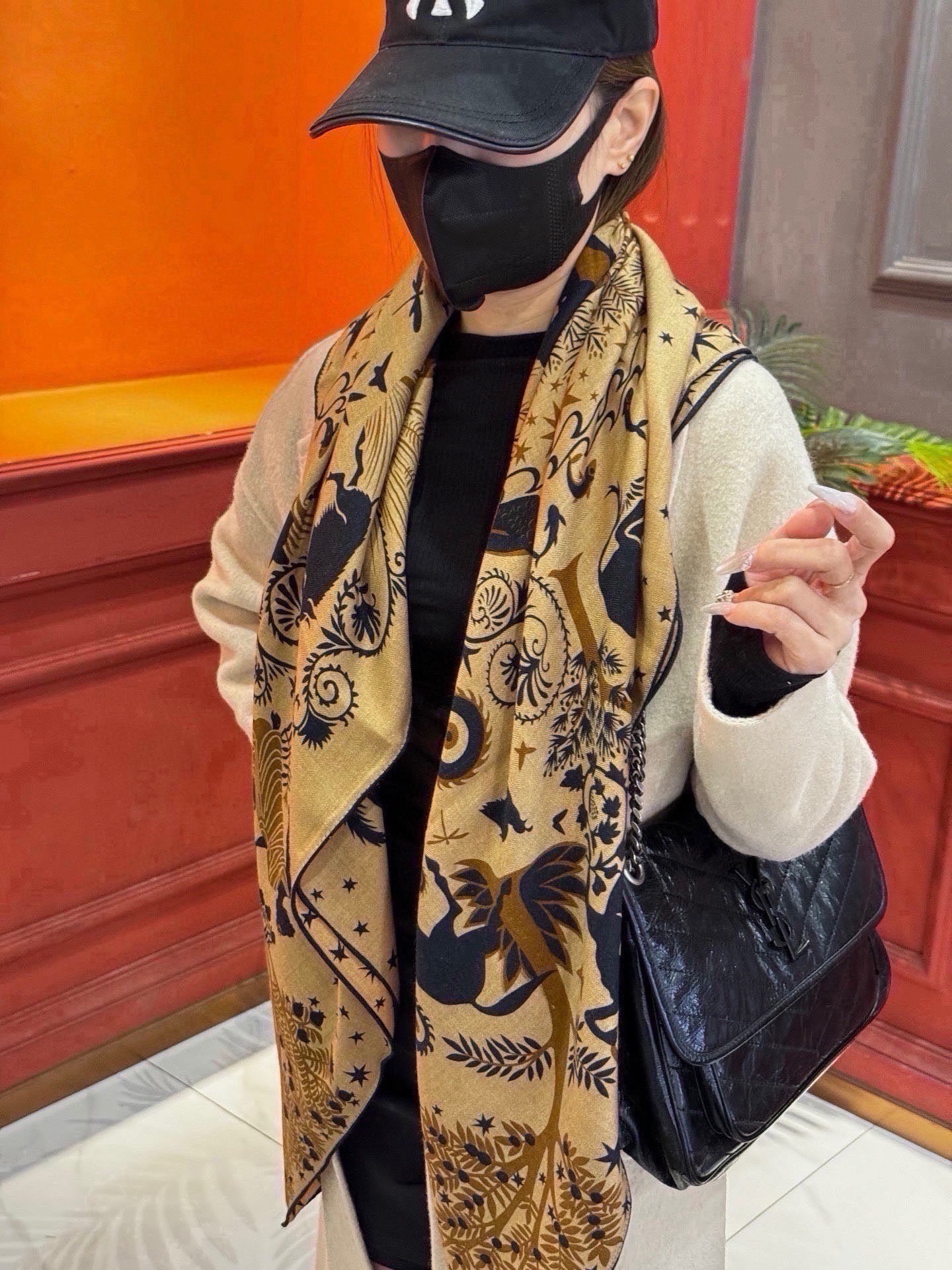 羊绒新款🆕👏👏买了都说好看‼️推荐💕爱马仕双面同色羊绒方巾【玛雅森林双面同色140】，顶级工艺超值‼️爱马仕专柜爆款🎁💟
