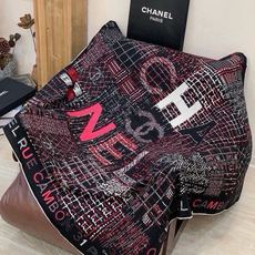 😘新款 💖🌟【康鹏街31号】羊绒方巾‼️抢‼️VIP推荐 ‼️👍下手一定要快【高端 大爱❤️女人尤物 货极少 四季都可以 😘新款 💖🌟【康鹏街31号】羊绒方巾‼️抢‼️VIP推荐 ‼️👍下手一定要快【高端 大爱❤️女人尤物 货极少 四季都可以