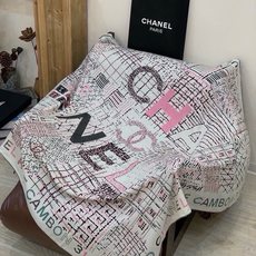 😘新款 💖🌟【康鹏街31号】羊绒方巾‼️抢‼️VIP推荐 ‼️👍下手一定要快【高端 大爱❤️女人尤物 货极少 四季都可以 😘新款 💖🌟【康鹏街31号】羊绒方巾‼️抢‼️VIP推荐 ‼️👍下手一定要快【高端 大爱❤️女人尤物 货极少 四季都可以