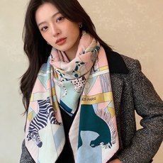羊绒新款🆕👏👏买了都说好看‼️推荐💕爱马仕双面同色羊绒方巾【双面同色140】,顶级工艺超值‼️爱马仕专柜爆款🎁💟立体呈现 羊绒新款🆕👏👏买了都说好看‼️推荐💕爱马仕双面同色羊绒方巾【双面同色140】,顶级工艺超值‼️爱马仕专柜爆款🎁💟立体呈现