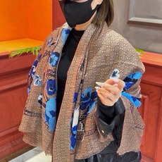 爆款出货 真正的海外原版货——从海外买的正品花了一个月画稿打版,要做咱们就做最好的💯 一花四色每色都把我惊艳到了真的是美 爆款出货 真正的海外原版货——从海外买的正品花了一个月画稿打版,要做咱们就做最好的💯 一花四色每色都把我惊艳到了真的是美