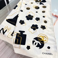 Chanel ~新品~ 【140顶级丝绒双面同色】 包包、香水瓶、山茶花与双C的完美结合 适合各种场合搭配使用 黑白两色 Chanel ~新品~ 【140顶级丝绒双面同色】 包包、香水瓶、山茶花与双C的完美结合 适合各种场合搭配使用 黑白两色
