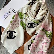 【升级双面同色 加密面料】 上新❤️ 140*140台版印花 黑白二色 高级都市新贵!山茶花的再一次邂逅!绝对的 【升级双面同色 加密面料】 上新❤️ 140*140台版印花 黑白二色 高级都市新贵!山茶花的再一次邂逅!绝对的