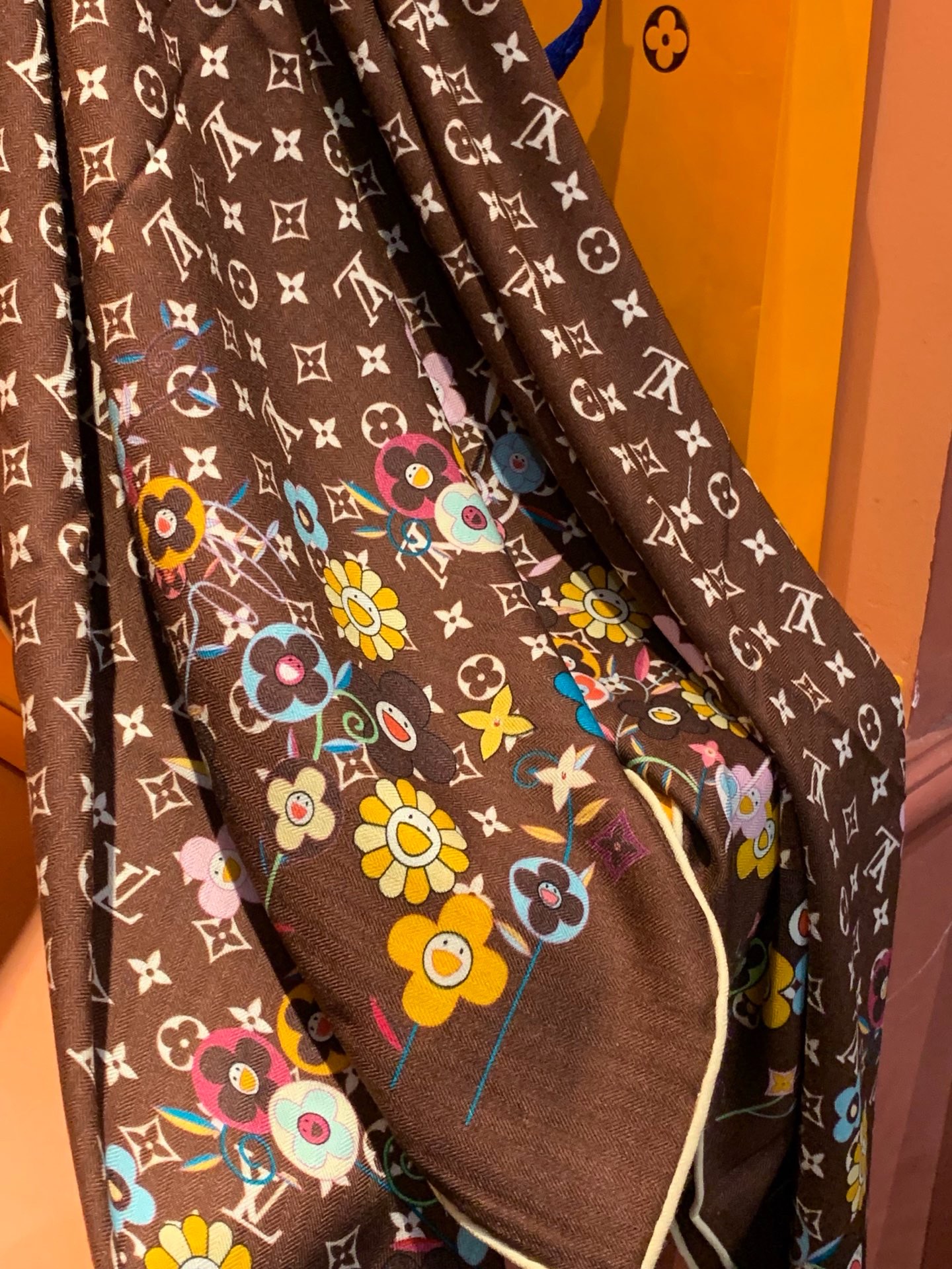 MONOGRAM INFINITY 140丝绒方巾 【140顶级丝绒双面同色】 Monogram Infinity 方巾 MONOGRAM INFINITY 140丝绒方巾 【140顶级丝绒双面同色】 Monogram Infinity 方巾