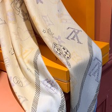 JARDIN DES PLANTES 140双面丝绒~ 【LV秋冬新品】 Jardin Des Plantes 丝绒披肩 JARDIN DES PLANTES 140双面丝绒~ 【LV秋冬新品】 Jardin Des Plantes 丝绒披肩