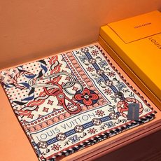 LV x TM 140披肩 【140顶级丝绒双面同色披肩】 本款L Multicolor披肩出自路易威登与知名日本艺术家 LV x TM 140披肩 【140顶级丝绒双面同色披肩】 本款L Multicolor披肩出自路易威登与知名日本艺术家