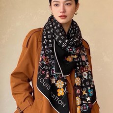 MONOGRAM INFINITY 140丝绒方巾 【140顶级丝绒双面同色】 Monogram Infinity 方巾 MONOGRAM INFINITY 140丝绒方巾 【140顶级丝绒双面同色】 Monogram Infinity 方巾