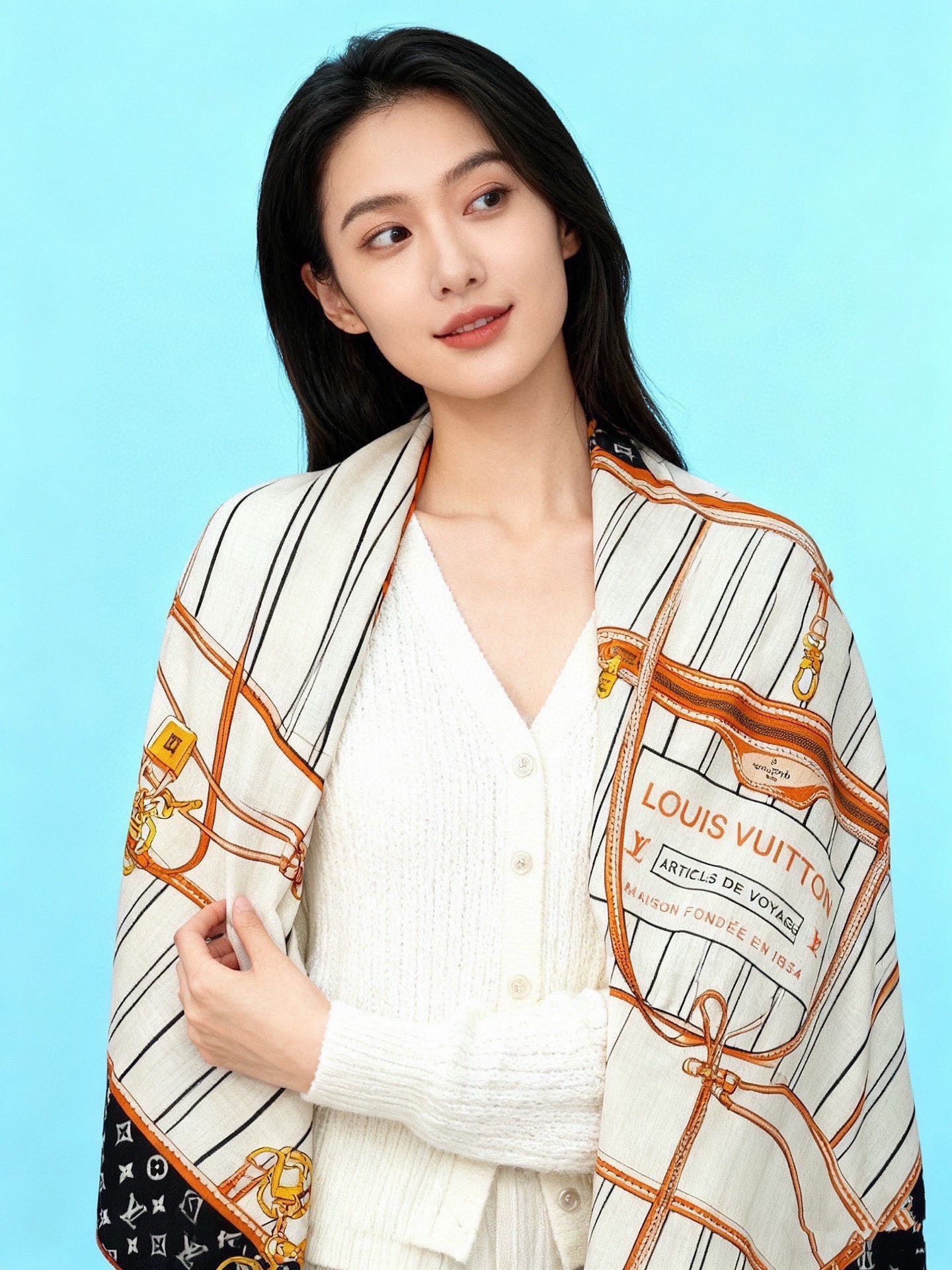 MY NEVERFULL 140丝绒方巾 【140顶级丝绒双面同色】 My Neverfull 丝绒方巾回溯 Never