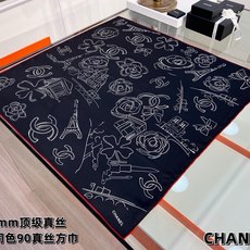 Chanel ~26新品~90双面真丝 山茶花、四叶草、埃菲尔铁塔与双C的完美搭配 适合各种场合搭配使用 设计灵动高级感 Chanel ~26新品~90双面真丝 山茶花、四叶草、埃菲尔铁塔与双C的完美搭配 适合各种场合搭配使用 设计灵动高级感