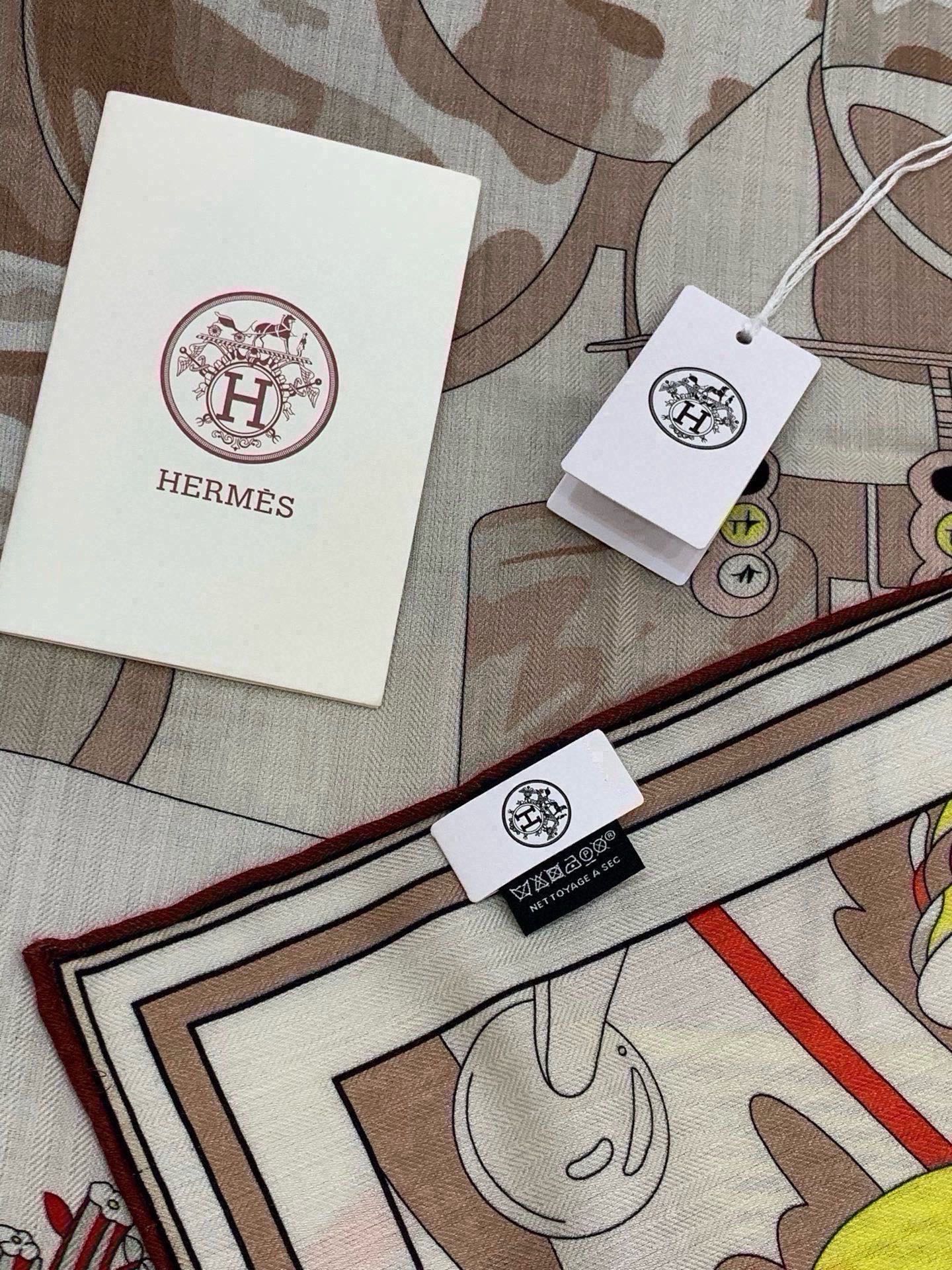 H，目前最热门的 “超现实爱马仕枢纽”  风靡全宇宙，听名字就充斥着未来空间♥️ 艺术品一样的存在，会绝版的罕见订单， 