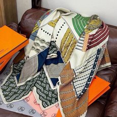 丝巾 |HERMES I Dressage Tressage Dressage Tressage | 盛装舞步 设计师: 丝巾 |HERMES I Dressage Tressage Dressage Tressage | 盛装舞步 设计师: