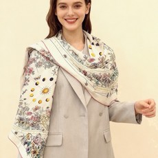 Dior 双面同色丝绒印花方巾 140丝绒面料多色 Dior Astral Flowers 这款方巾饰以 Dior As Dior 双面同色丝绒印花方巾 140丝绒面料多色 Dior Astral Flowers 这款方巾饰以 Dior As