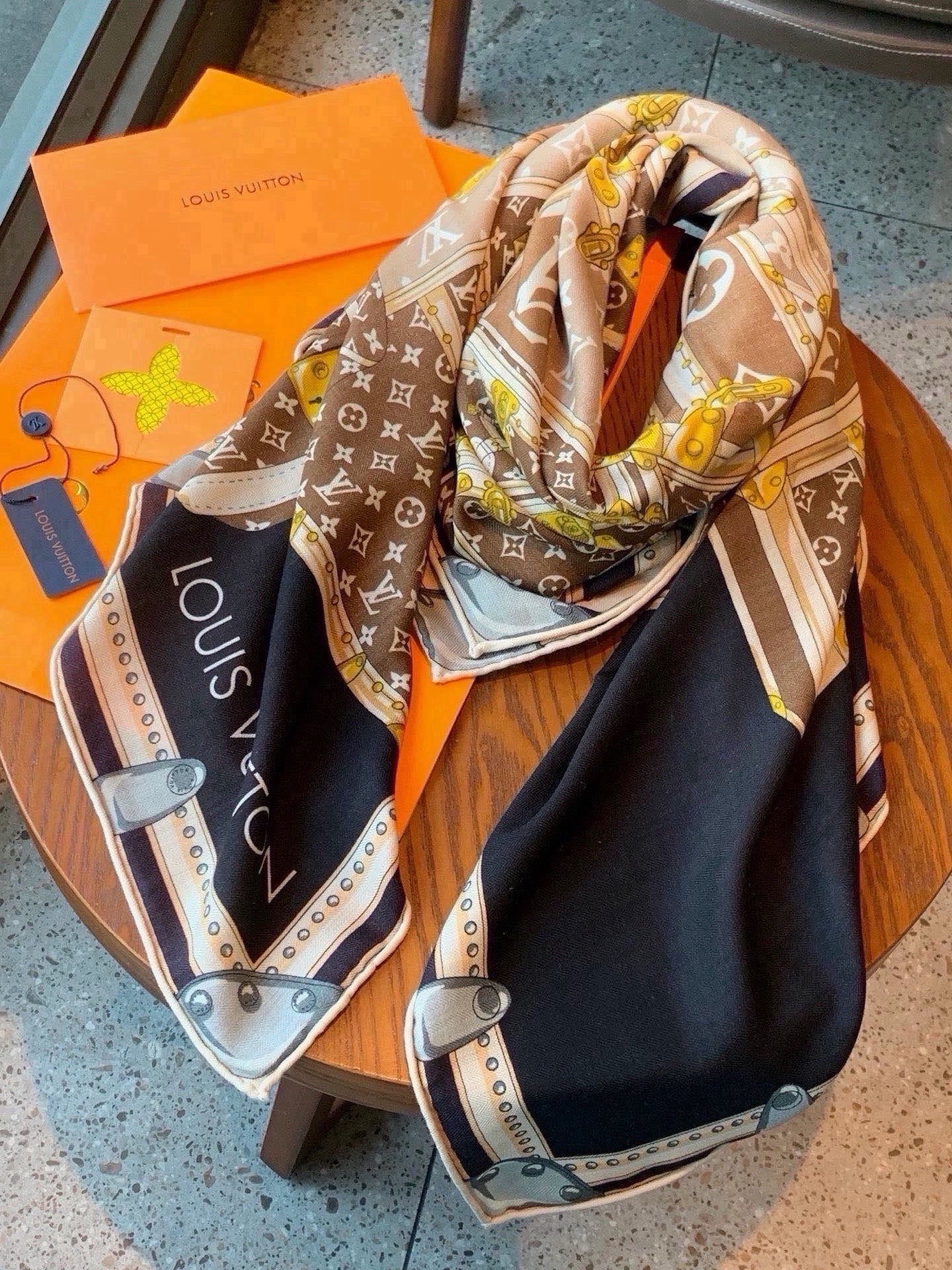 MY NEVERFULL 140丝绒方巾 【140顶级丝绒双面同色】 My Neverfull 丝绒方巾回溯 Never